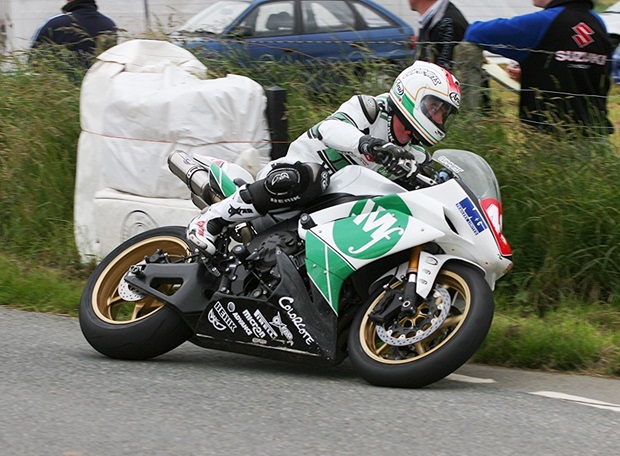 Conor Cummins in action at the Bush National Road Races (Alan Armstrong)